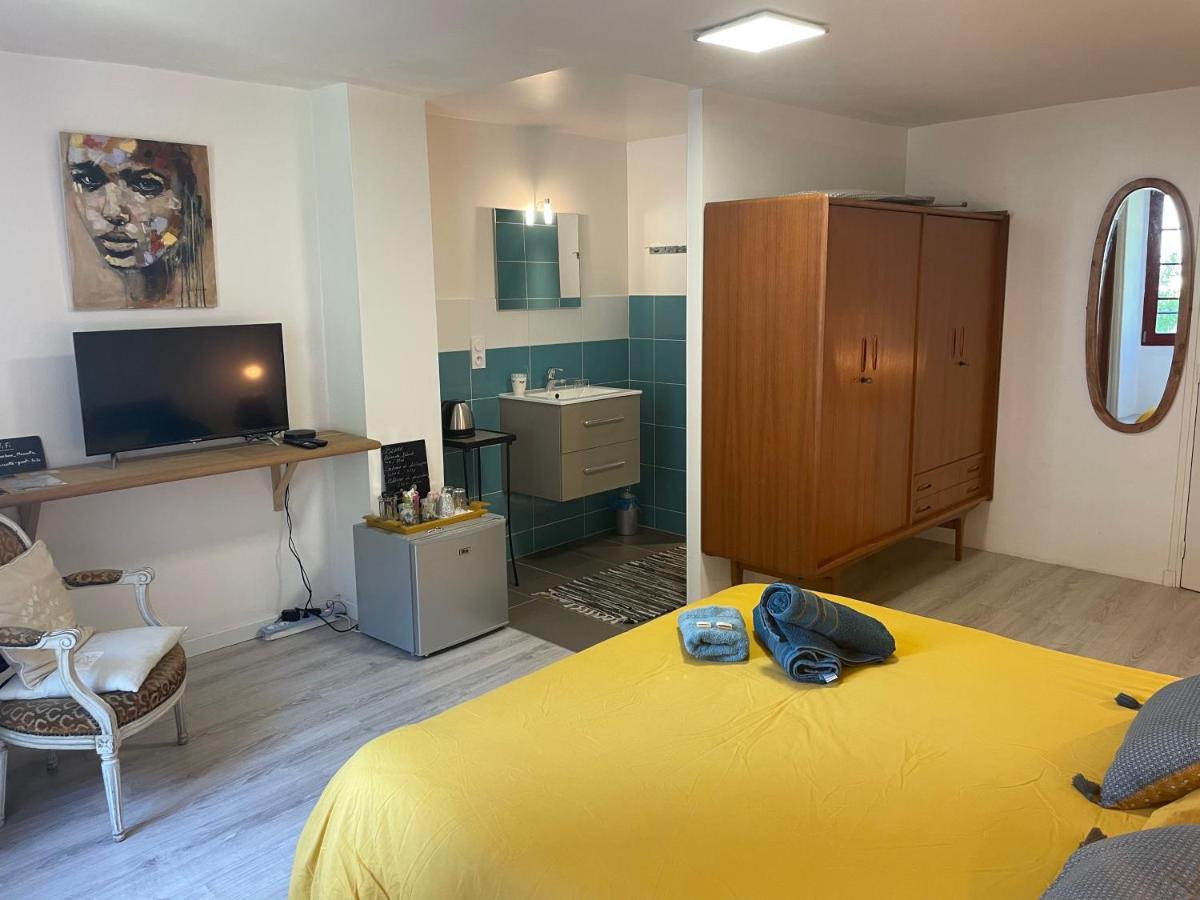 La Mascotte Bed & Breakfast Largentiere Exterior photo
